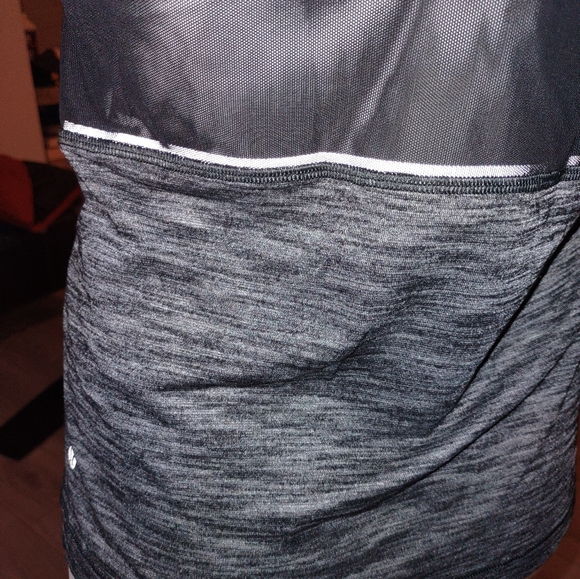 Lululemon mesh with me shirt - Picture 4 of 5